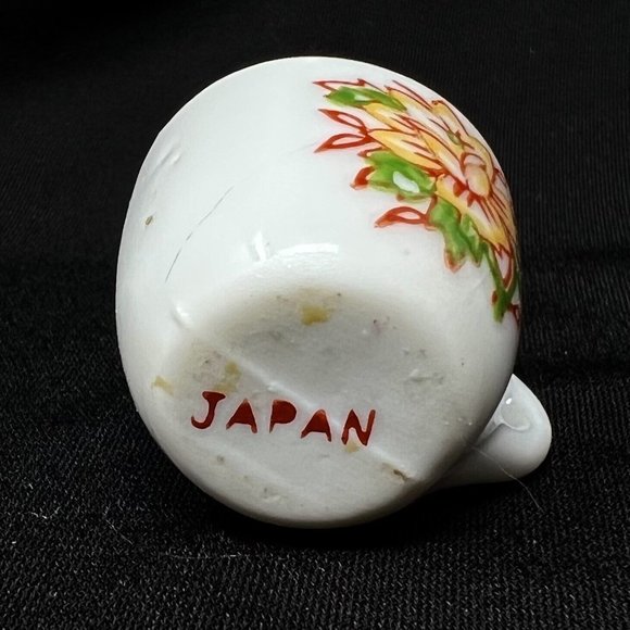 Figurines Miniature Lot  Porcelain Glass Plastic Vintage Set Of 19 Figures Japan - Picture 14 of 16